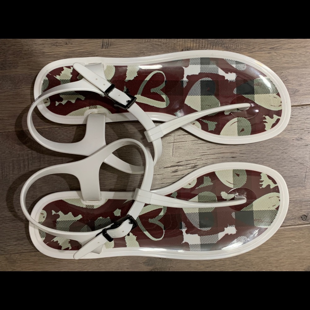 Burberry Thongs